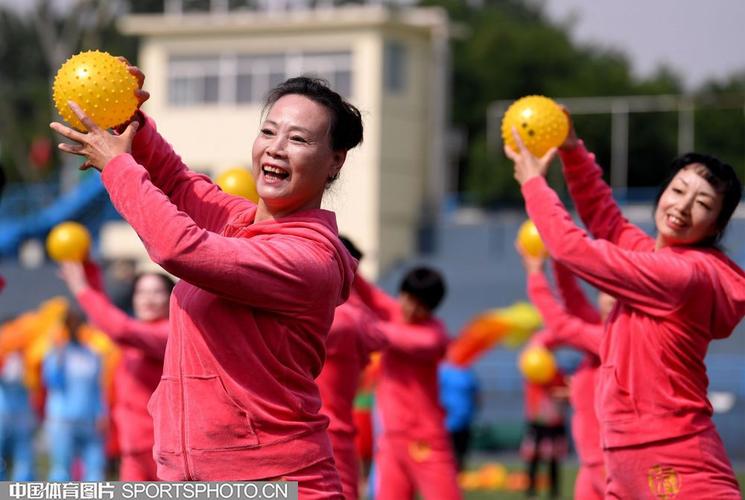 欧文生涯至今荣誉：9次全明星、3次最佳阵容、1次总冠军等.